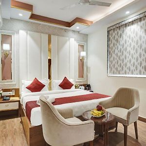 Premium Room Street View